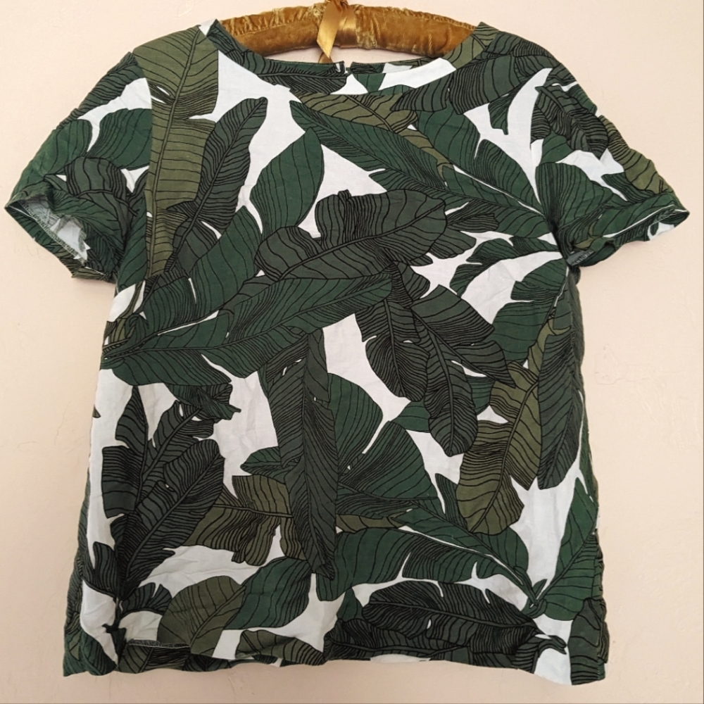 Boxy linen-blend botanical top